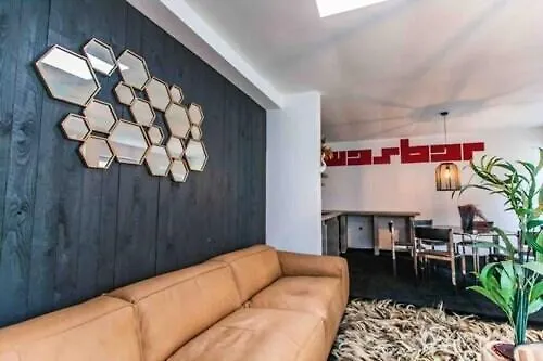 Charming Private Studio - Nearby Antwerp Central Station